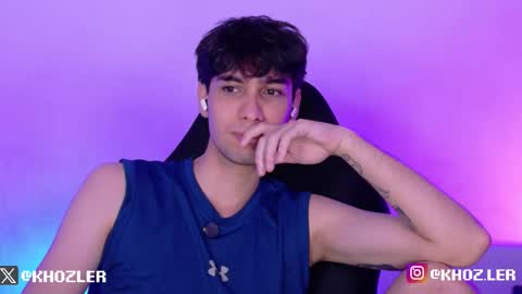 khozler_ online show from January 2026 01:42:02 AM