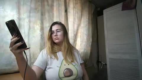 Snapshot of kianna_dior_ chatting on December 2024 11:07:02 AM kianna_dior_ online show from December 2024 11:07:02 AM