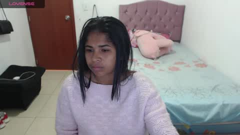 Snapshot of kiara_williamss chatting on December 2024 03:19:02 PM Kiara online show from December 2024 03:19:02 PM