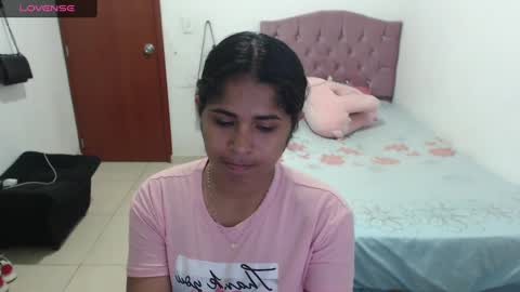 Snapshot of kiara_williamss chatting on December 2024 01:36:02 AM Kiara online show from December 2024 01:36:02 AM