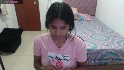 Snapshot of kiara_williamss chatting on January 2025 01:56:02 AM Kiara online show from January 2025 01:56:02 AM