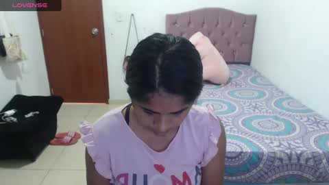 Snapshot of kiara_williamss chatting on February 2025 04:29:01 PM Kiara online show from February 2025 04:29:01 PM