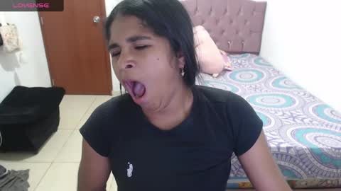 Snapshot of kiara_williamss chatting on February 2025 01:08:01 AM Kiara online show from February 2025 01:08:01 AM