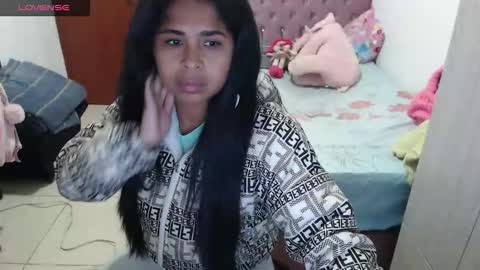 Snapshot of kiara_williamss chatting on October 2025 12:33:02 AM Kiara online show from October 2025 12:33:02 AM