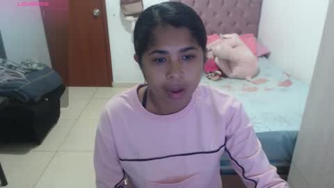 Snapshot of kiara_williamss chatting on November 2025 10:20:02 PM Kiara online show from November 2025 10:20:02 PM