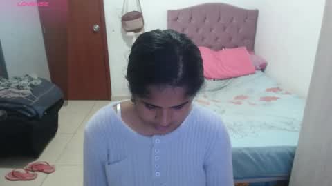 Snapshot of kiara_williamss chatting on November 2025 10:53:02 PM Kiara online show from November 2025 10:53:02 PM