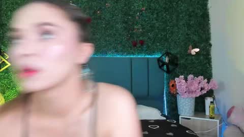 Snapshot of kiaraa88 chatting on April 2026 08:21:01 PM Valery online show from April 2026 08:21:01 PM