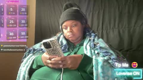 KiaraSugars online show from December 2025 06:35:02 PM