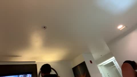 HunneysPlayRoom online show from November 2025 05:33:01 AM