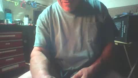kick_1_down online show from May 2026 04:39:02 AM