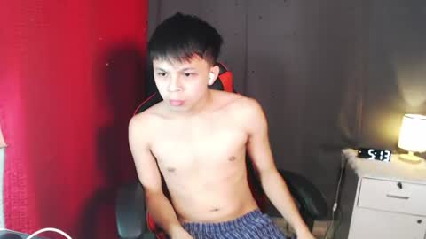 Snapshot of kiel_asianboy chatting on June 2026 09:14:02 AM EJ online show from June 2026 09:14:02 AM