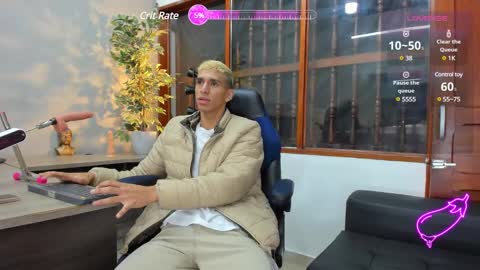 Snapshot of kieran_derek chatting on January 2025 07:23:02 PM Kieran Derek online show from January 2025 07:23:02 PM