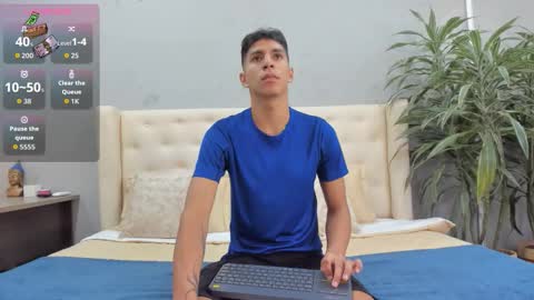 Snapshot of kieran_derek chatting on September 2025 03:11:02 AM Kieran Derek online show from September 2025 03:11:02 AM