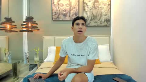 Snapshot of kieran_derek chatting on November 2025 03:17:01 AM Kieran Derek online show from November 2025 03:17:01 AM