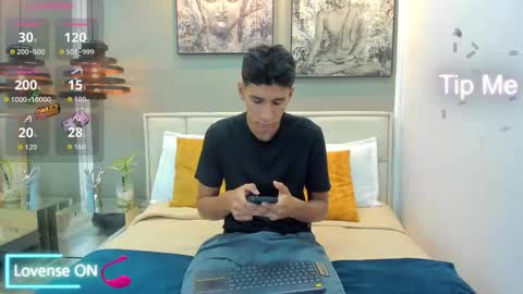 Snapshot of kieran_derek chatting on November 2025 03:39:02 AM Kieran Derek online show from November 2025 03:39:02 AM