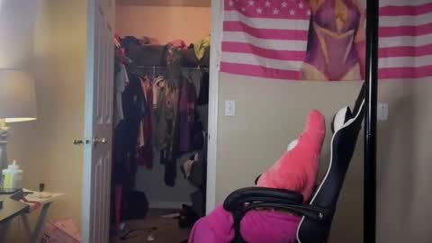 Snapshot of kierstencolexo chatting on December 2024 03:00:02 PM KIERSTENCOLEXO 66 AMAZON GODDESS online show from December 2024 03:00:02 PM