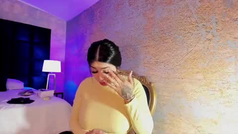 Kim online show from December 2024 11:49:01 AM