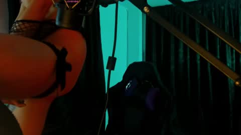 Kizuky online show from February 2025 04:14:02 AM