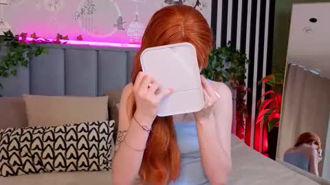 Snapshot of kiki_blue_eyes chatting on September 2025 04:13:02 AM kiki_blue_eyes online show from September 2025 04:13:02 AM