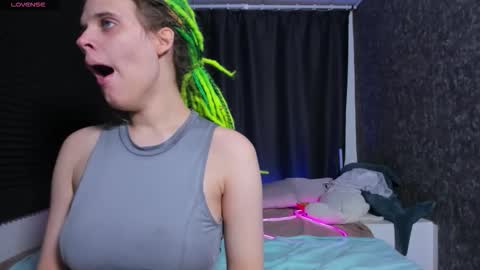 Snapshot of kiki_krash chatting on November 2025 10:06:02 AM Kiki online show from November 2025 10:06:02 AM