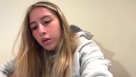 Snapshot of kikibae2 chatting on November 2025 11:26:01 PM kikibae2 online show from November 2025 11:26:01 PM