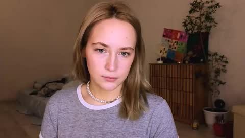 kikikarma online show from January 2026 08:14:01 PM