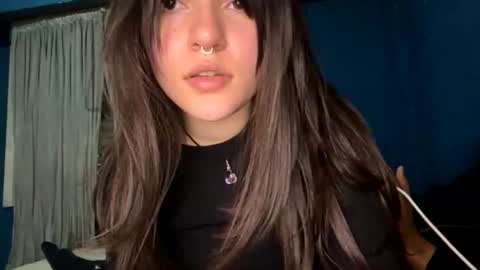 kikilove15 online show from June 2026 11:31:02 PM
