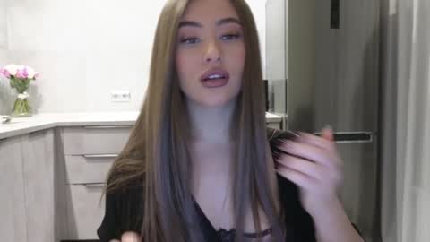 Snapshot of killer__girls chatting on January 2025 09:01:01 PM EvaAnna online show from January 2025 09:01:01 PM