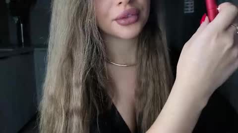 Snapshot of killer__girls chatting on September 2025 08:41:02 PM EvaAnna online show from September 2025 08:41:02 PM