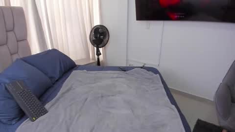 Ana      online show from March 2026 03:37:02 PM