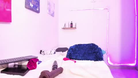 Snapshot of kim_baker1 chatting on January 2025 05:09:01 AM kim online show from January 2025 05:09:01 AM