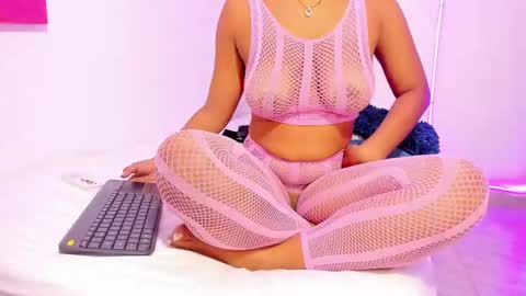 Snapshot of kim_baker1 chatting on February 2025 08:25:01 PM kim online show from February 2025 08:25:01 PM