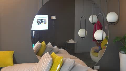 Snapshot of kim_beckett chatting on November 2025 12:49:02 PM Kim online show from November 2025 12:49:02 PM