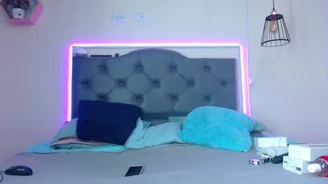 Snapshot of kim_clarck1 chatting on November 2025 03:16:01 PM Kim online show from November 2025 03:16:01 PM