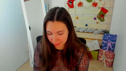 Kim online show from December 2025 02:12:02 PM