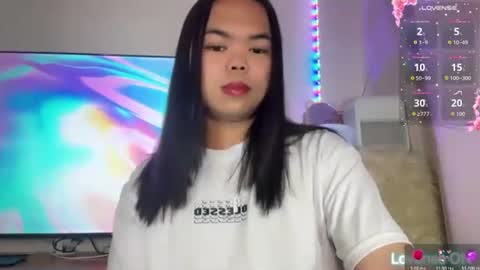 KYLIE online show from November 2025 12:53:01 PM