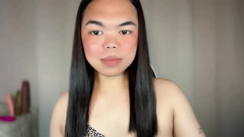 KYLIE online show from December 2025 05:20:01 PM