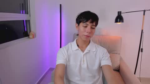 Snapshot of kim_lian2 chatting on February 2026 01:46:01 AM Kim Lian online show from February 2026 01:46:01 AM