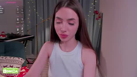 Snapshot of kim_lyn chatting on December 2025 10:17:02 PM KIM online show from December 2025 10:17:02 PM