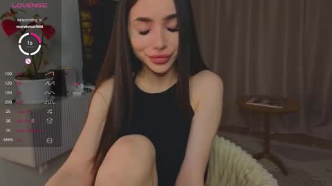 Snapshot of kim_lyn chatting on February 2026 05:01:02 AM KIM online show from February 2026 05:01:02 AM