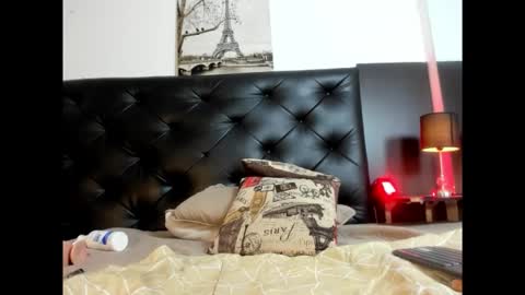 Kim Marquez online show from February 2026 07:10:01 PM