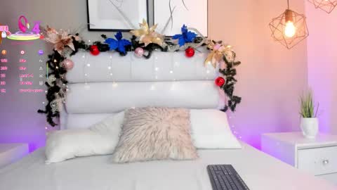 KIM  online show from December 2025 05:29:01 PM