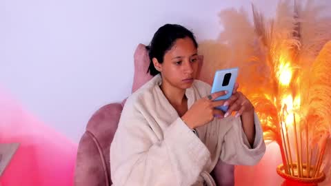 Snapshot of kim_murphy chatting on December 2024 01:48:02 AM Kim Murphy online show from December 2024 01:48:02 AM