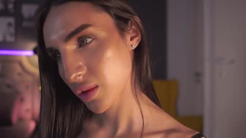 Kim Oberlin online show from December 2024 08:04:02 PM