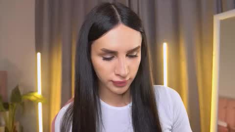 Kim Oberlin online show from November 2025 03:55:01 PM