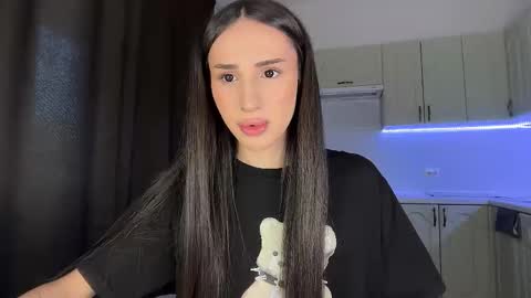 Kim Oberlin online show from March 2026 10:42:02 AM