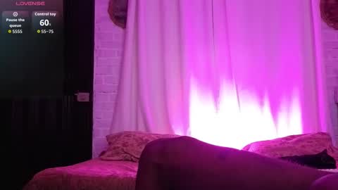 Kim  Yuk online show from December 2025 12:04:01 AM