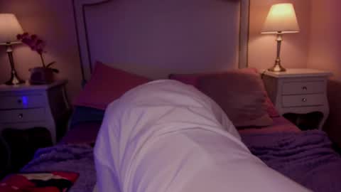 April online show from November 2025 08:03:02 AM