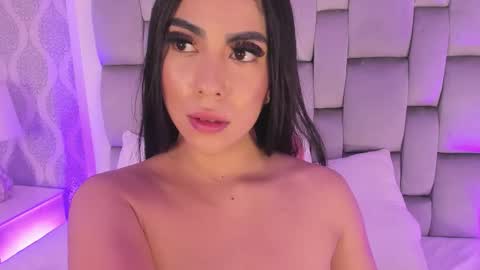 Snapshot of kimberlin_cam_ chatting on February 2026 07:48:01 PM Kimberlin online show from February 2026 07:48:01 PM