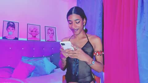 Snapshot of kimberly_thompsom chatting on December 2024 12:34:02 AM Your Queen KIM online show from December 2024 12:34:02 AM